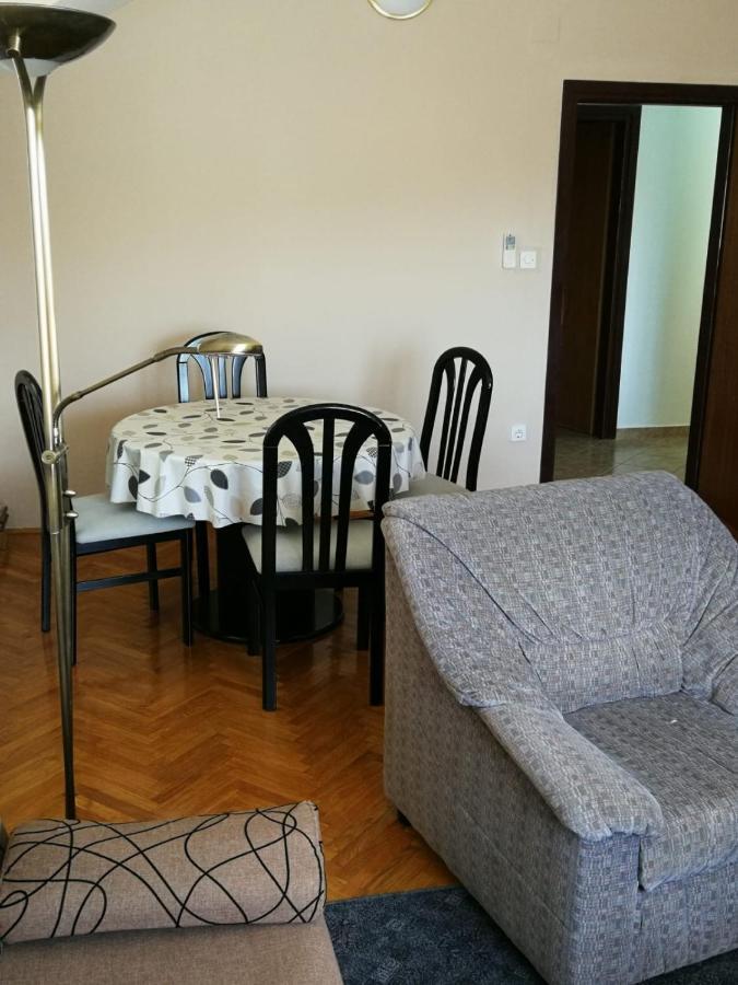 Apartments Ljubica ビオグラード・ナ・モル エクステリア 写真