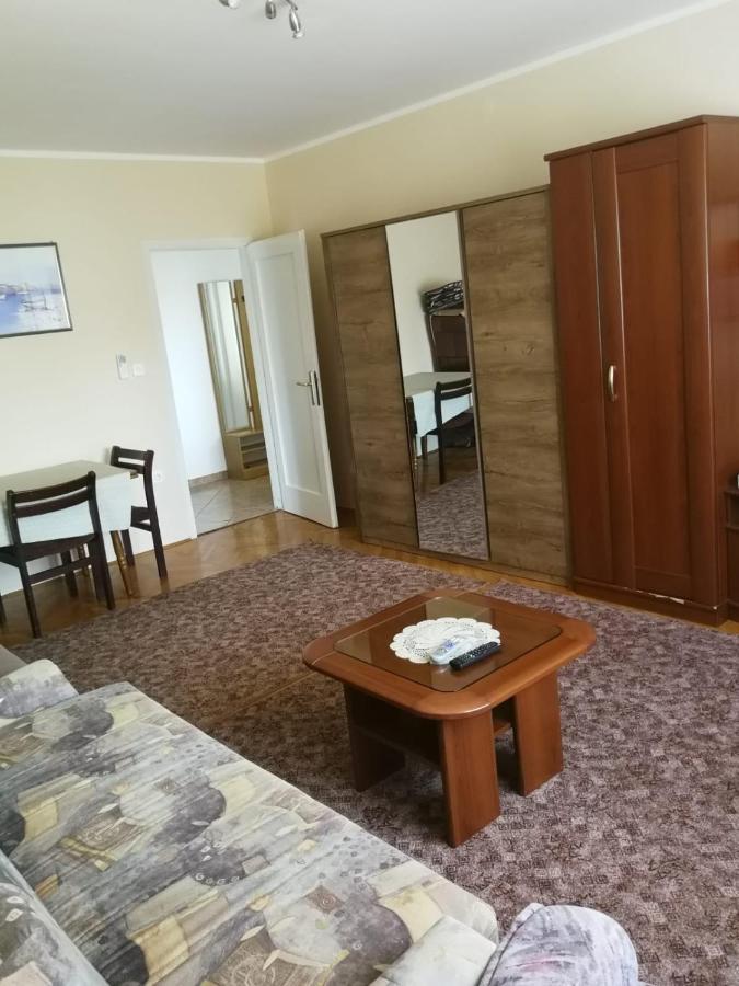 Apartments Ljubica ビオグラード・ナ・モル エクステリア 写真