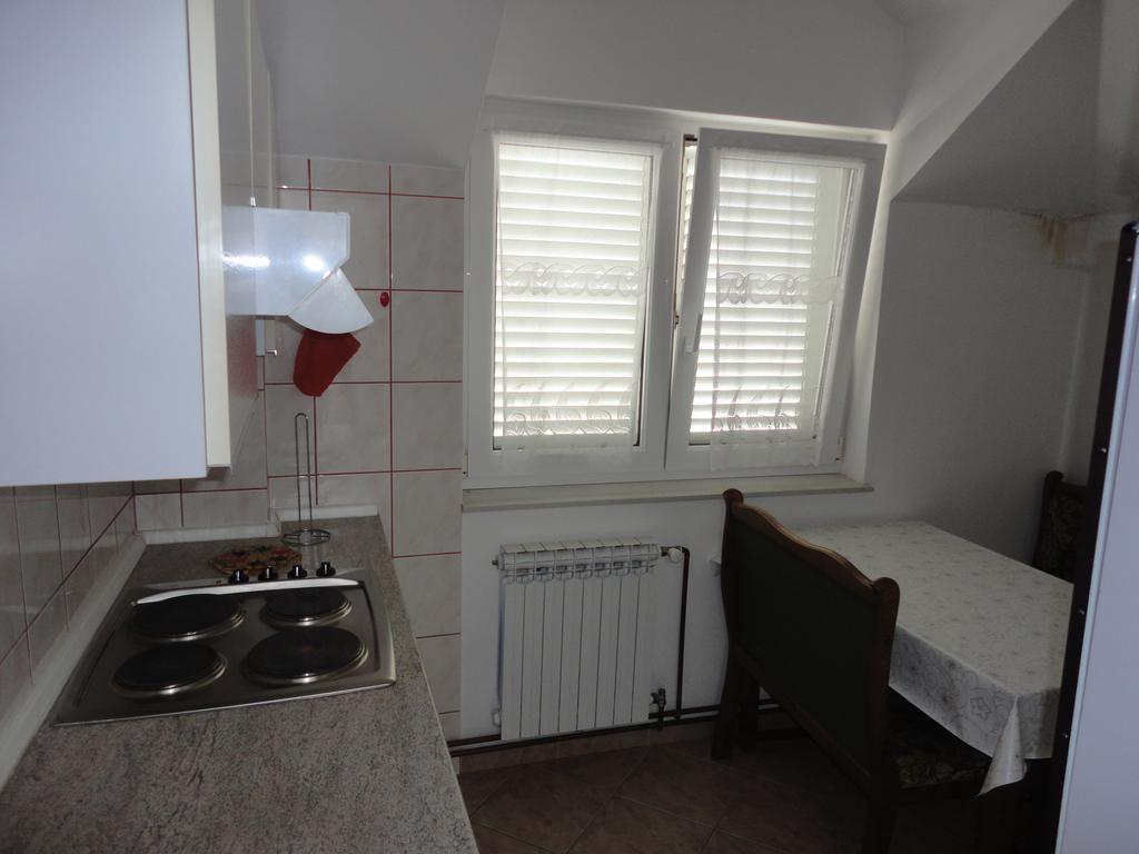 Apartments Ljubica ビオグラード・ナ・モル 部屋 写真